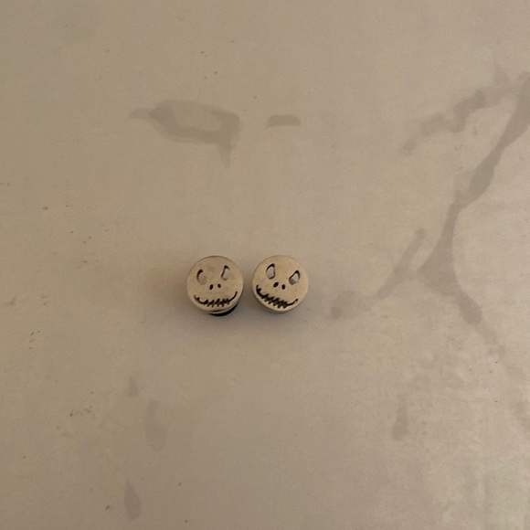 New Silver Alloy Earrings Halloween Jack Skellington Studs Nightmare before Xmas - Picture 2 of 5